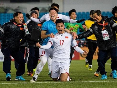 Fan nữ vẫn kiên nhẫn xem hết MV của boyband U23 Việt Nam mặc dù giọng hát quá tệ-4