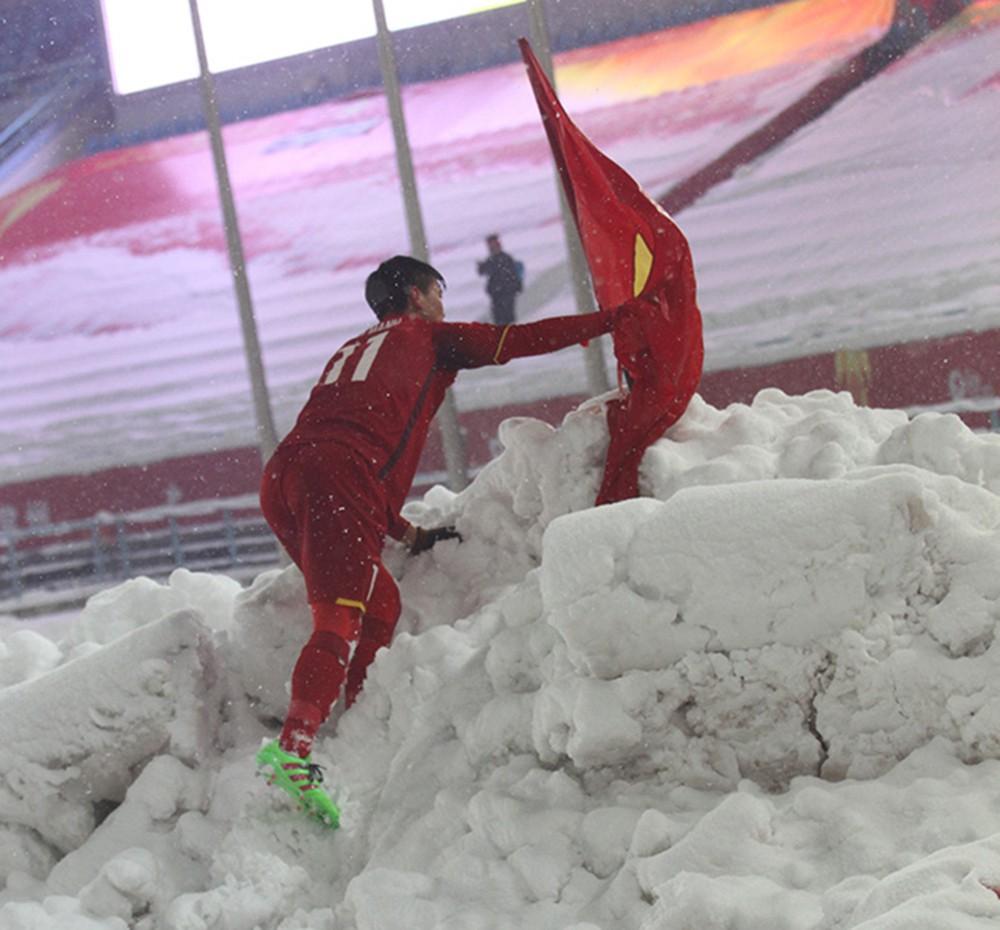 Hot boy Duy Mạnh U23: Trong đội chỉ có mình với Hồng Duy bán hàng online, nhưng thật ra là... đăng hộ bạn gái đấy!-2