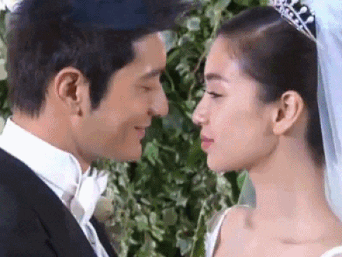 10 nụ hôn đẹp nhất trong hôn lễ sao Hoa ngữ: Người hết mực ngọt ngào, kẻ vô cùng hài hước