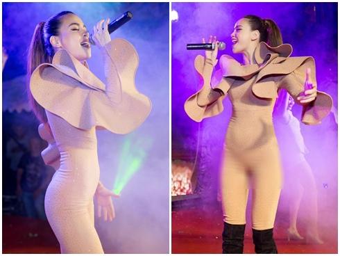 Tự tin dáng đẹp mặc gì cũng đẹp, nhưng với bộ jumpsuit này thì Hà Hồ lại mặc sai quá rồi