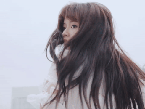 Thủ môn dự bị của U23 Việt Nam bỏ xe sang ngồi xe máy cà tàng của bố ngày trở về quê hương-7