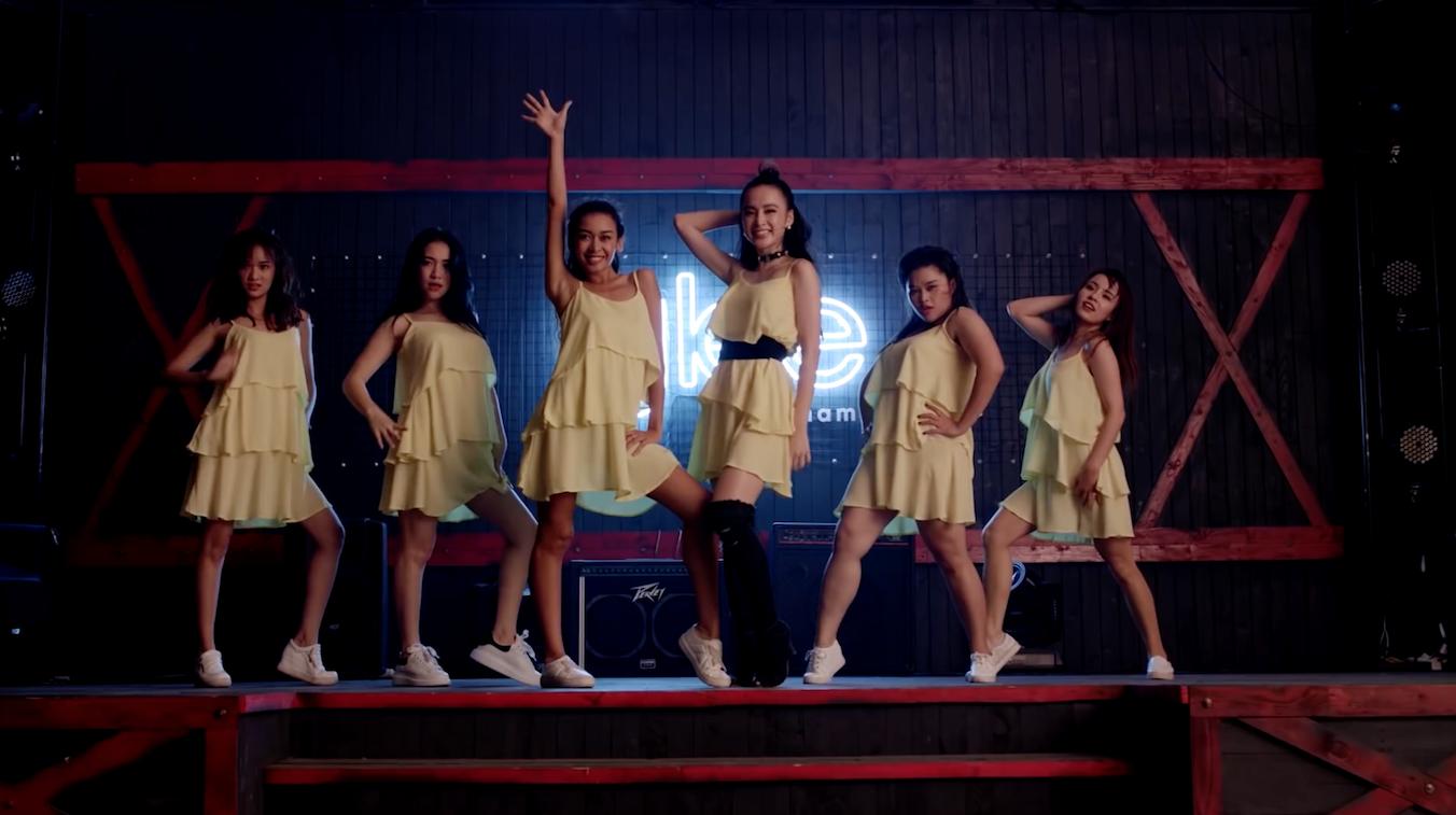 Giọng hát của Angela Phương Trinh được khán giả tìm nghe nhiều nhất tại Glee Việt Nam-4