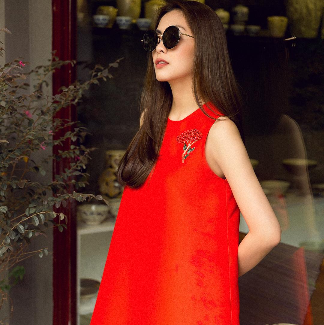 Tin sao việt: Siêu mẫu Thanh Hằng vác ba lô lên và đi bụi-9