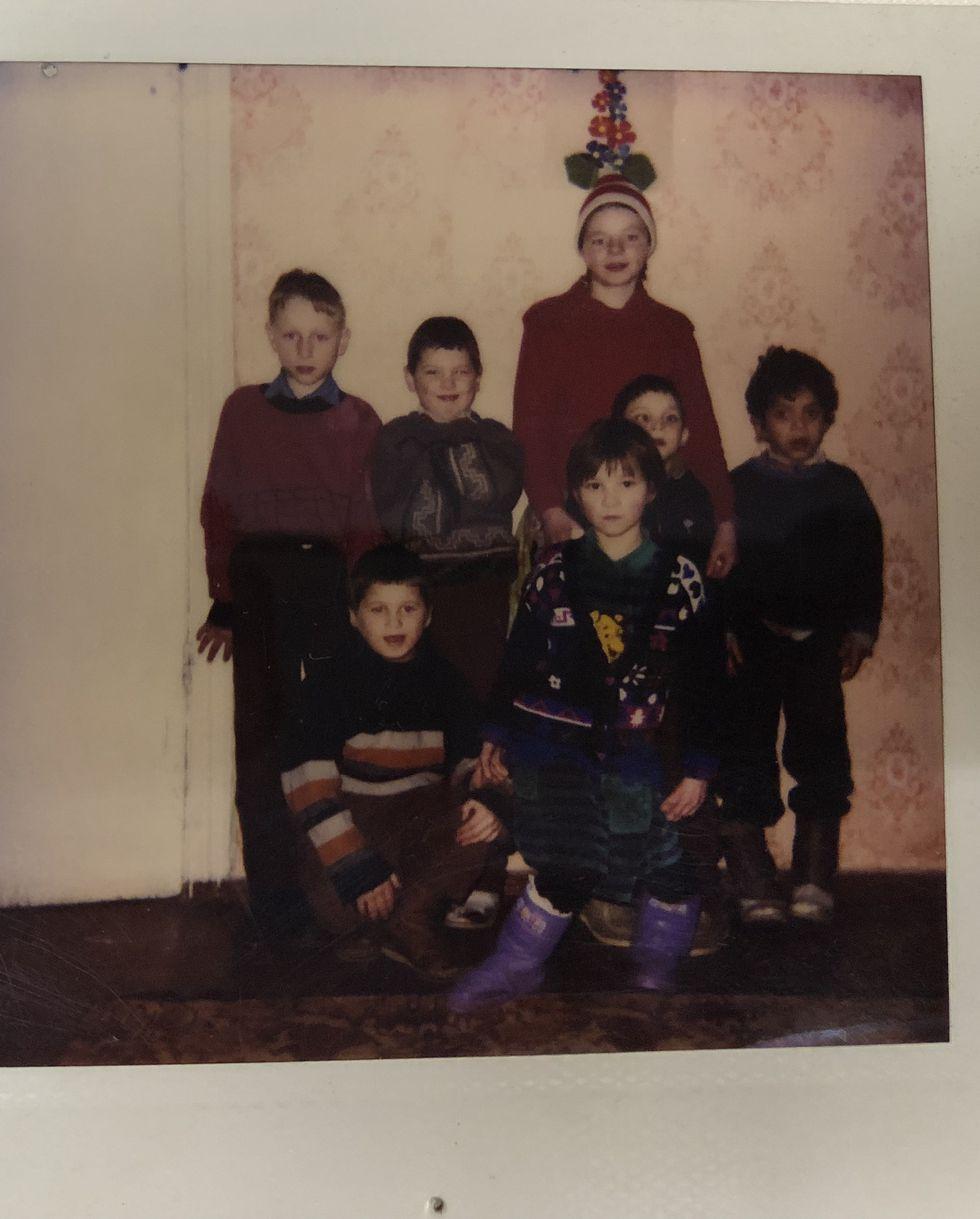 Tuổi thơ cay đắng của nữ vận động viên khuyết tật nổi tiếng: Bị bỏ rơi và xâm hại tình dục trong trại mồ côi-1