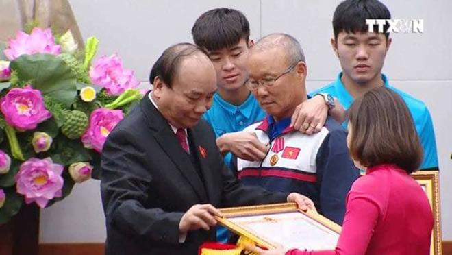 Đỗ Duy Mạnh - chàng tiền vệ vừa điển trai lại cực đanh đá của đội tuyển U23 Việt Nam-5