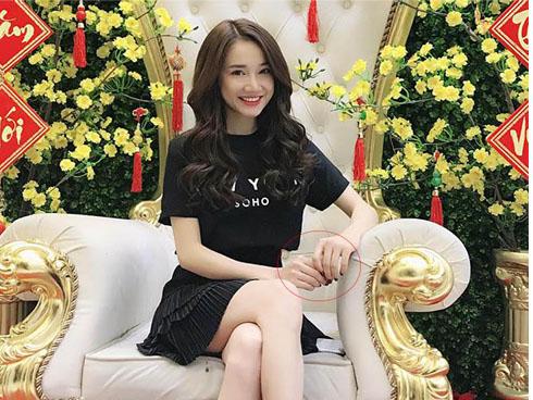 Rộ tin Nhã Phương chia tay Trường Giang, hẹn hò Nhan Phúc Vinh-11