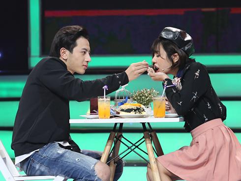 Sau đội trưởng mắt híp Xuân Trường đến lượt thánh lầy Hà Đức Chinh có bạn gái?-7