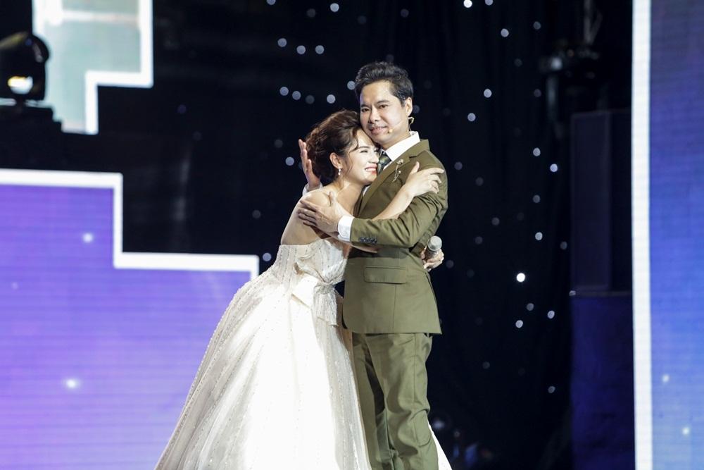 Như Quỳnh, Quang Lê liên tục khẩu chiến vì cô gái có ngoại hình giống Nhã Phương-2