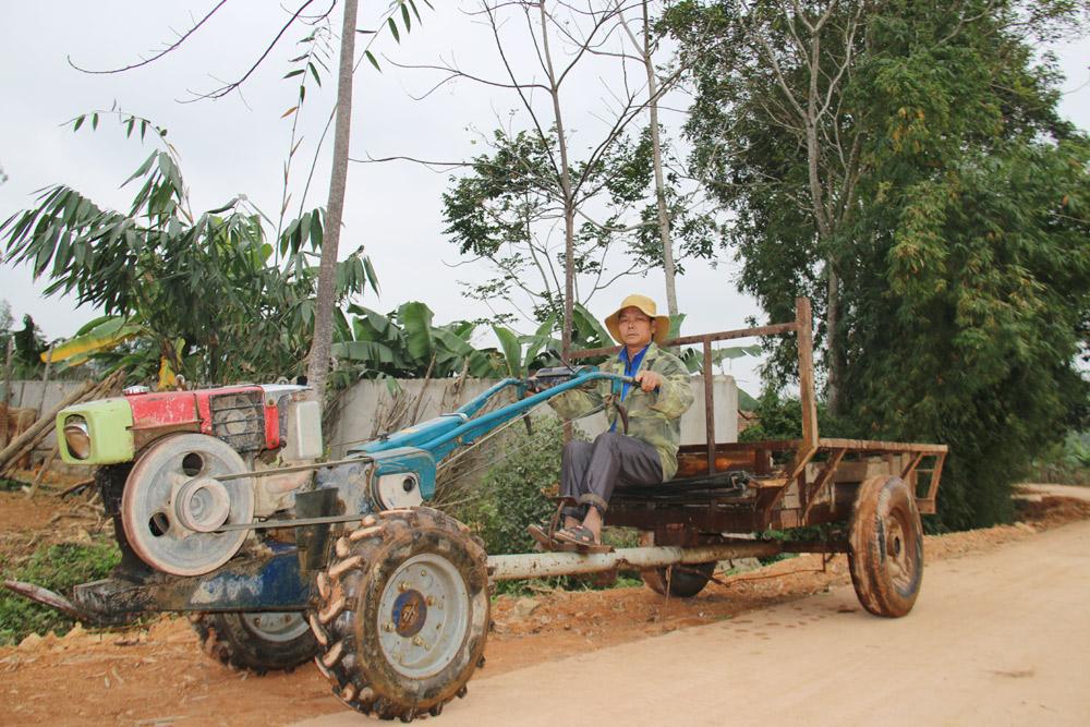Căn nhà heo hút giữa đồng và tuổi thơ đói nghèo của Xuân Mạnh U23-2