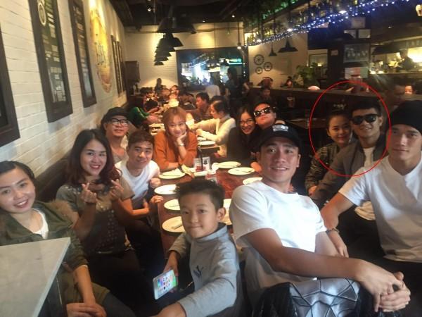 Sau đội trưởng mắt híp Xuân Trường đến lượt thánh lầy Hà Đức Chinh có bạn gái?-2