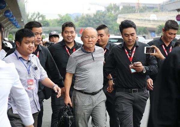 Dàn tuyển thủ U23 Việt Nam được bay sang chảnh hạng thương gia khi đến TP.HCM-3