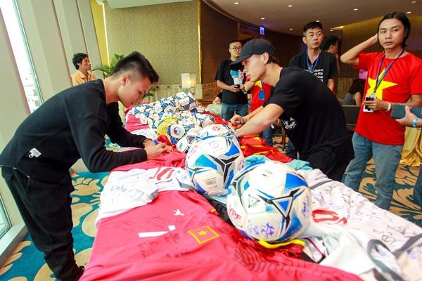 Dàn tuyển thủ U23 Việt Nam được bay sang chảnh hạng thương gia khi đến TP.HCM-12