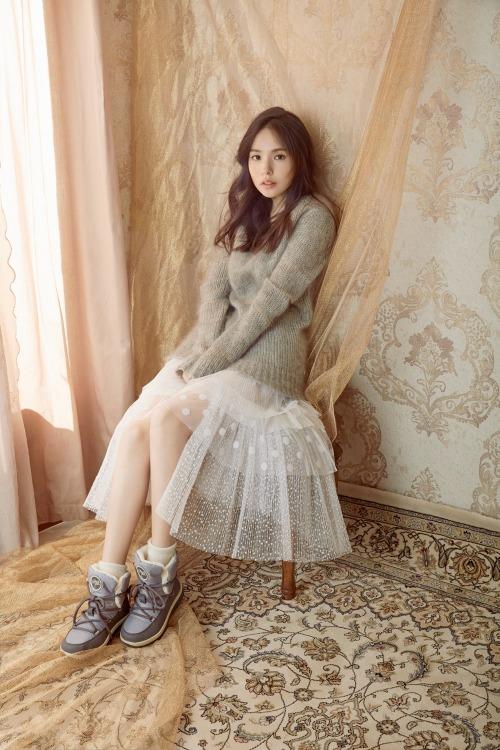 Nhan sắc hấp dẫn và gu thời trang sành điệu của Min Hyo Rin - vợ sắp cưới Big Bang Taeyang-3