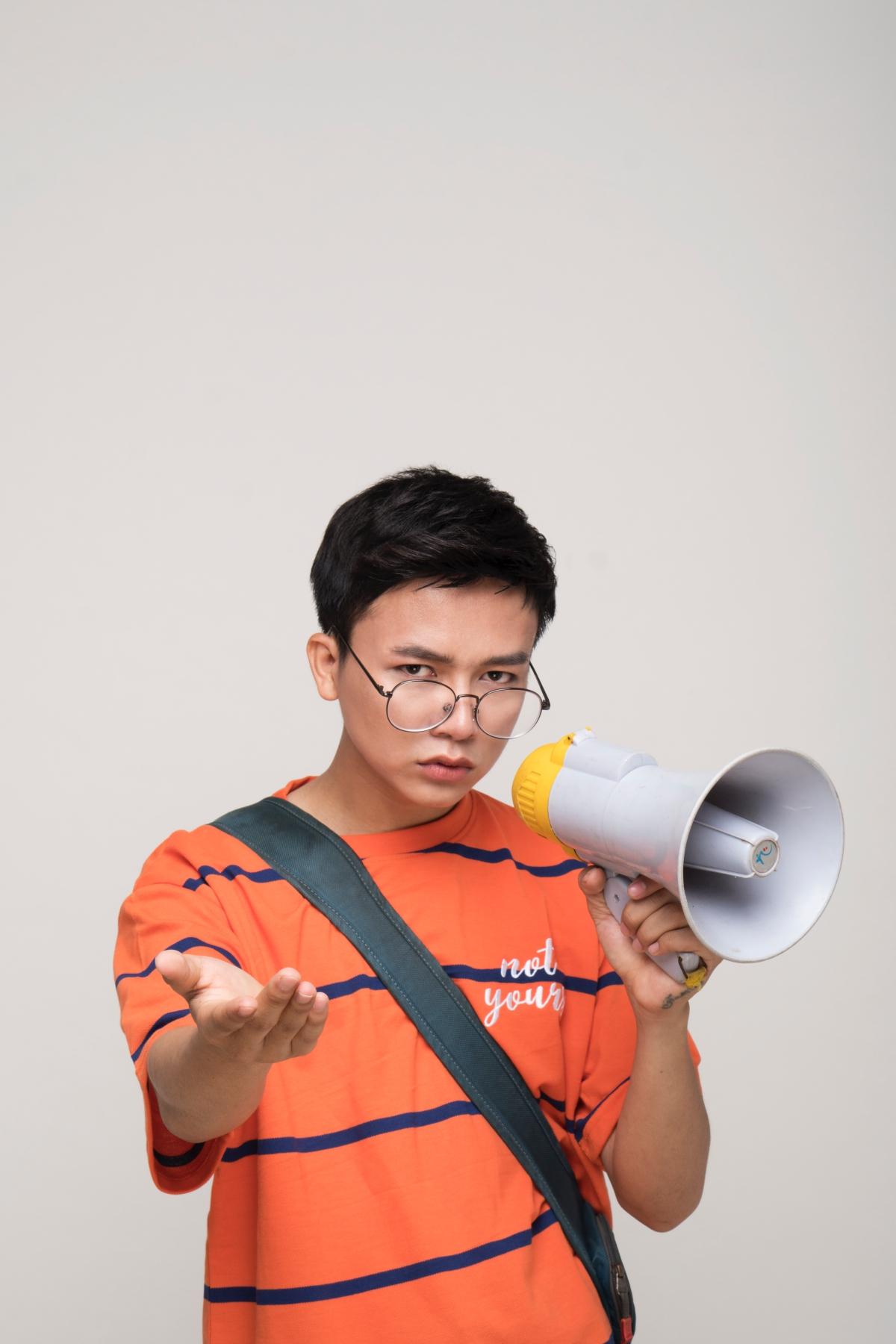 Cư dân mạng đồng loạt chia sẻ ca khúc với chủ đề đòi nợ ngày Tết-2