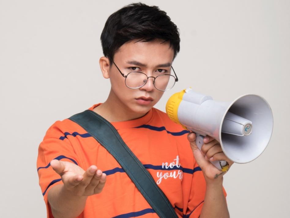 Hồng Ánh sánh đôi Minh Luân đến chúc mừng MV 400 triệu của Tuấn Tú Bolero-9