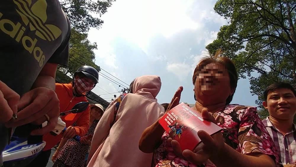 Cháy vé miễn phí giao lưu U23, CĐV Sài Gòn bị chào vé chợ đen-4