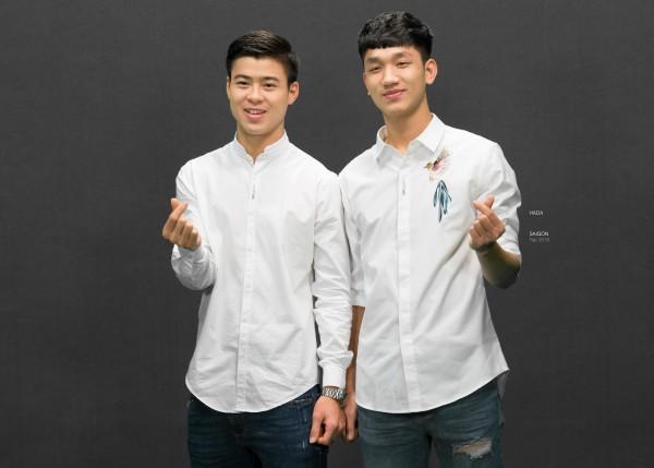 Cặp người hùng U23 Việt Nam Duy Mạnh - Trọng Đại trang điểm điệu đà trong hậu trường-9