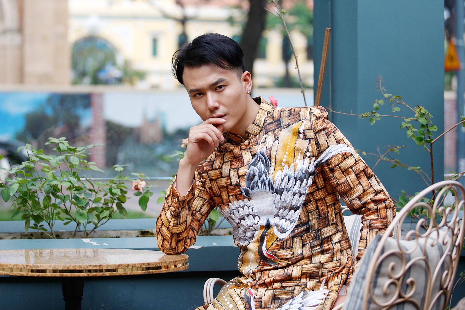 Mải mê cổ vũ tuyển thủ U23 Việt Nam, Khả Ngân kêu trời vì bị bong gân chân-8