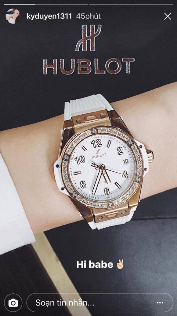 Bộ sưu tập những chiếc đồng hồ đắt giá của Hoa hậu Kỳ Duyên-4