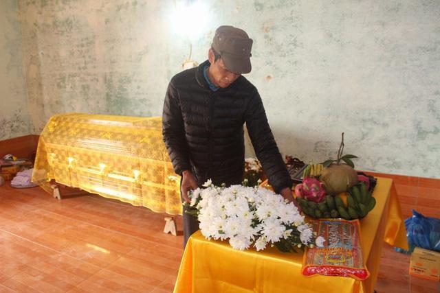 Một người tử vong khi công an bắt bạc: Người mẹ ngất lịm khi thi thể con về quê-5