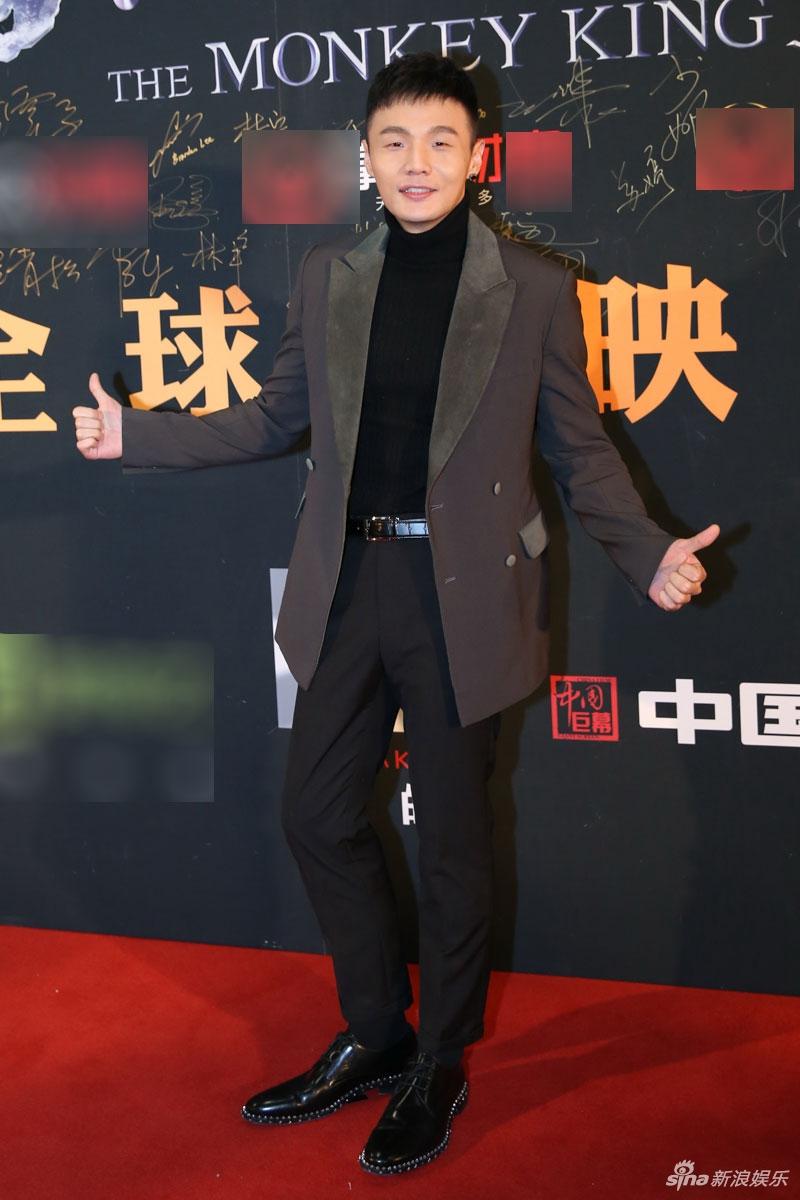 Mặc váy hở lưng táo bạo, Triệu Lệ Dĩnh lộ vết sẹo 10 năm chưa lành-11