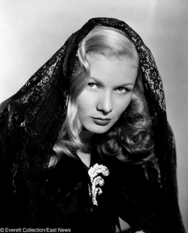 Nữ diễn viên nổi tiếng người Mỹ, Veronica Lake không chỉ được nhớ tới bởi diễn xuất 