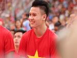 Cận cảnh những khoảnh khắc đẹp long lanh của các cầu thủ U23 Việt Nam trong buổi giao lưu