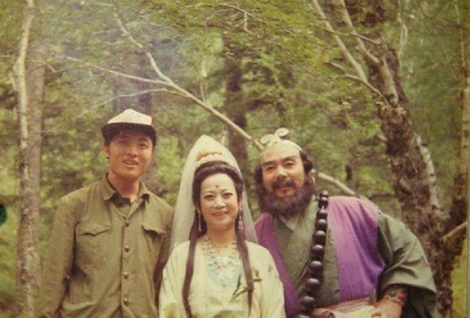 Loạt ảnh hậu trường kinh điển chưa bao giờ tiết lộ của Tây du ký 1986-13