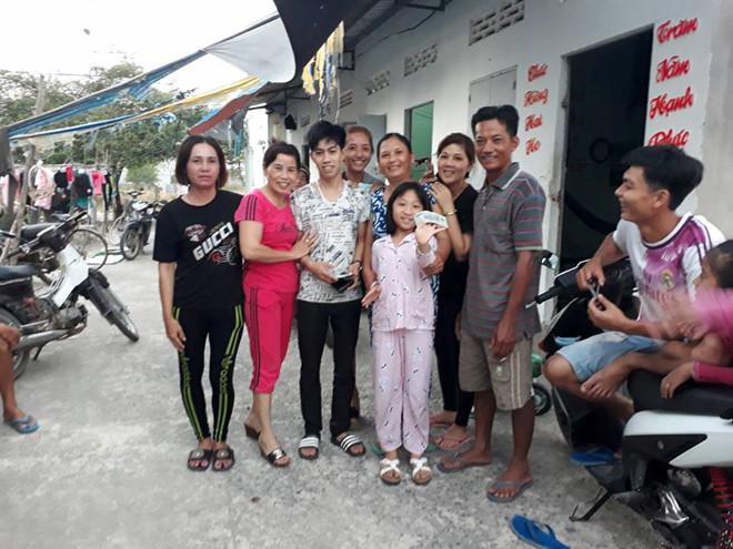 Cặp vợ chồng nghèo trả 17,5 triệu đồng cho 9X đánh rơi ví trước Tết-4