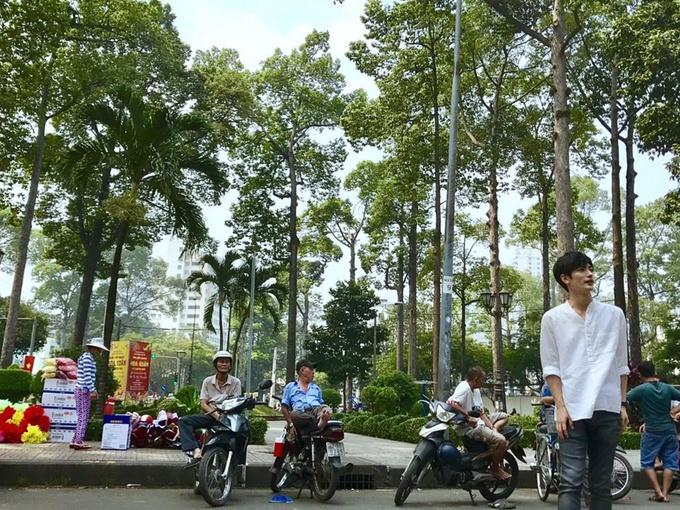 Nam thần phim Nhật khen phố xá Sài Gòn đẹp khi đi du lịch-5