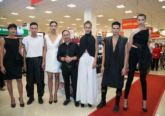 HÀI HƯỚC: Dàn sao Việt bị mẫu nữ 1m90 dìm hàng chiều cao thê thảm-12