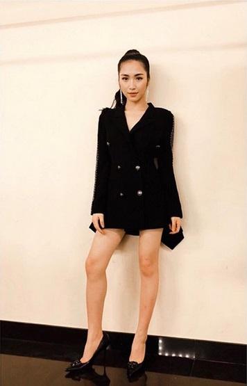 Chỉ cao 1m55 nhưng Hòa Minzy mix đồ xịn xò đến độ khiến ai cũng nhầm tưởng chân dài-5