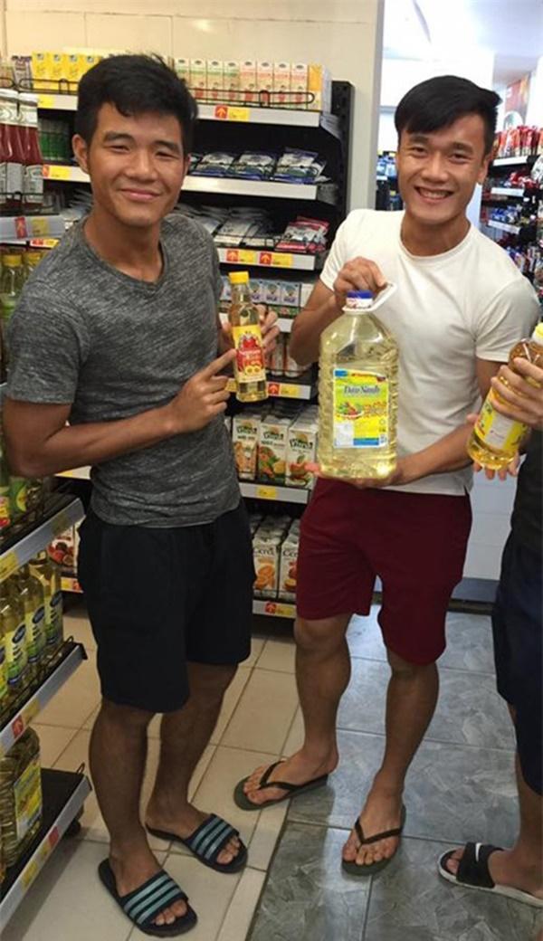 Không chịu thua Mỹ Tâm, thánh lầy Đức Chinh quyết tâm chỉnh ảnh trắng ngang ngửa đàn chị-4