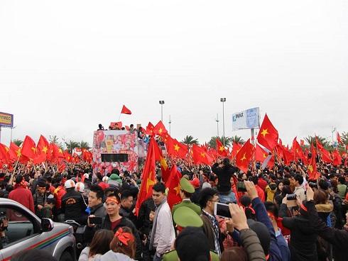 Xúc động mẹ cầu thủ U23 Đức Huy kể chuyện giấu tin bác ruột qua đời để con yên tâm thi đấu-8