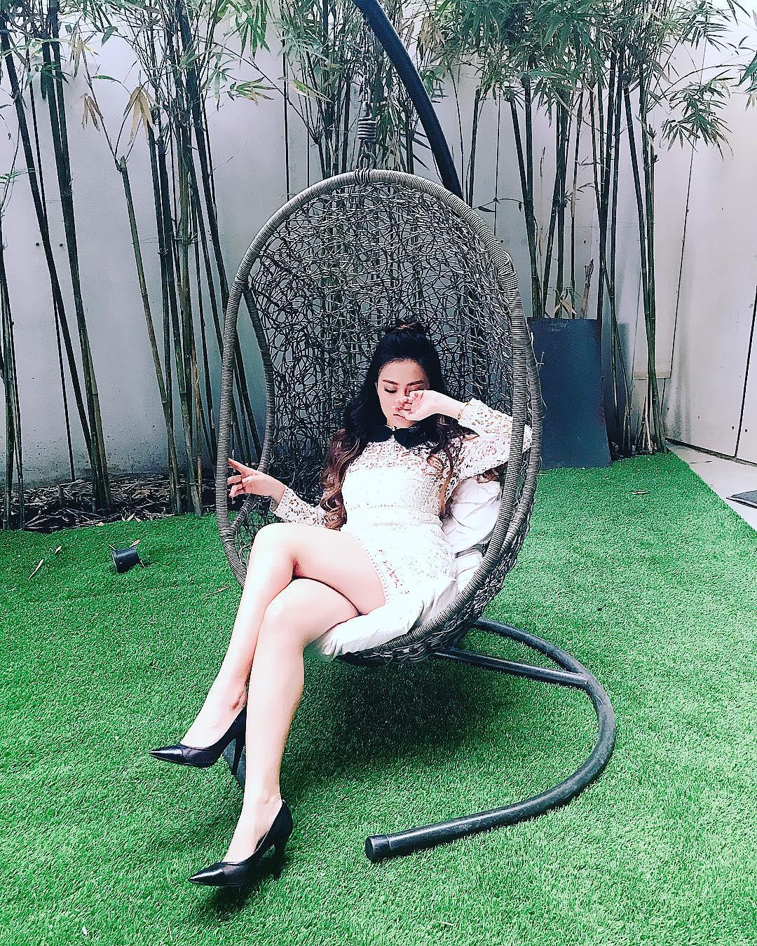 Tin sao Việt: Kỳ Hân thú nhận cô đơn trong ngày sinh nhật-6