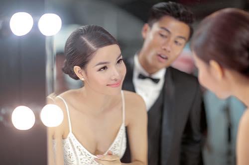 Tin sao Việt: Kỳ Hân thú nhận cô đơn trong ngày sinh nhật-2