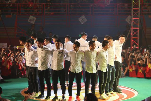 Ngoài nickname Ngài ngủ gật, Park Hang-seo còn bị trợ lý ngôn ngữ đặt biệt danh Ông già ghê gớm-1