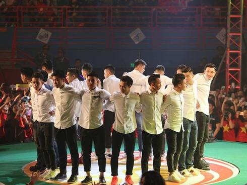 Nói sai tên 99% dàn cầu thủ U23, HLV Park Hang Seo liên tục ôm đầu cười hoang mang-2