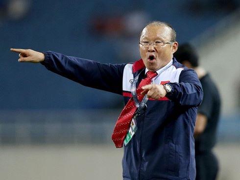 Ngoài nickname 'Ngài ngủ gật', Park Hang-seo còn bị trợ lý ngôn ngữ đặt biệt danh 'Ông già ghê gớm'