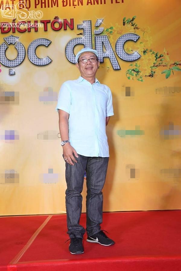 Hoài Linh mặc áo thun mang dép lê lạc lõng giữa sự kiện-9