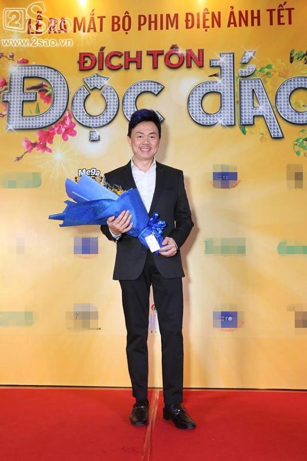 Hoài Linh mặc áo thun mang dép lê lạc lõng giữa sự kiện-8