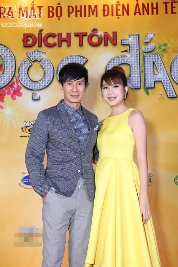 Hoài Linh mặc áo thun mang dép lê lạc lõng giữa sự kiện-12