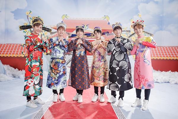 Xem nghệ sĩ Việt bàn chuyện lương bổng, dạy quẩy ngày Tết-9