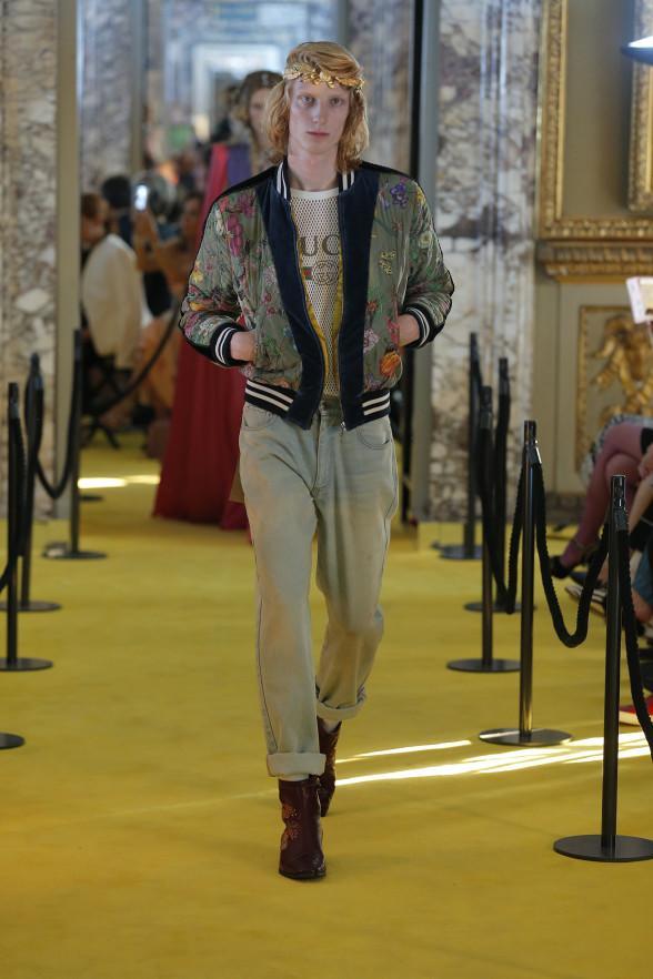 Thì ra Hồ Ngọc Hà âm thầm diện lại áo của Kim Lý mà không ai biết!-4