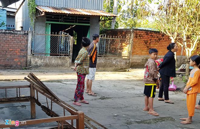 Thi thể người chồng bị vợ bỏ vào ba lô được đưa về quê nhà-1