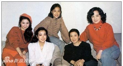 Những bức ảnh cực hiếm về thời thanh xuân tươi đẹp của dàn sao hạng A Hoa ngữ-3