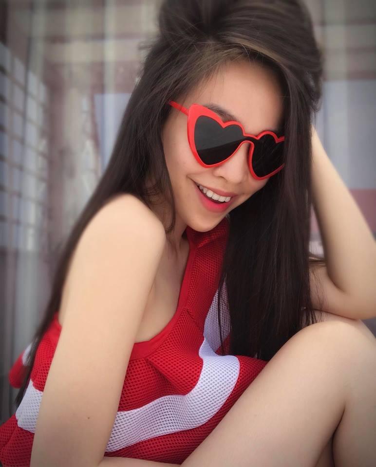 Xuýt xoa vẻ ngoài kỳ lạ nhất showbiz Việt của Hiền Thục: U40 mà cứ ngỡ chưa 18-1