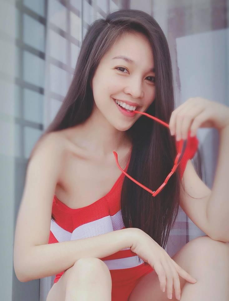 Xuýt xoa vẻ ngoài kỳ lạ nhất showbiz Việt của Hiền Thục: U40 mà cứ ngỡ chưa 18-3