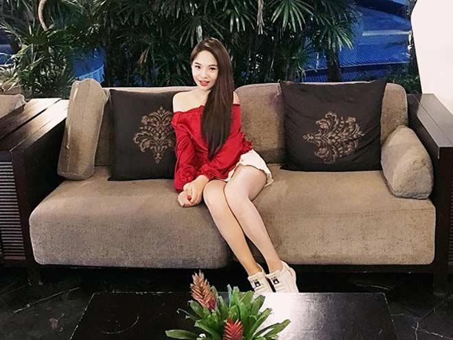 Ngẫu hứng cất tiếng hát ở Hồ Gươm, cô gái bất ngờ nổi tiếng-6