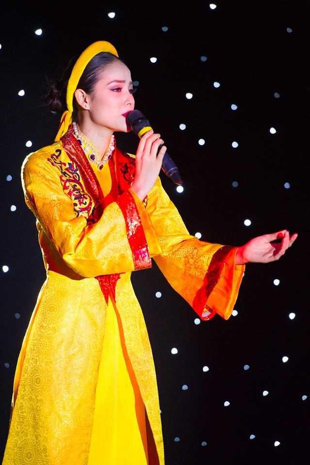 Giọng hát của 3 đời Hoa hậu Hoàn vũ Việt Nam gây ngạc nhiên không kém nhan sắc!-3
